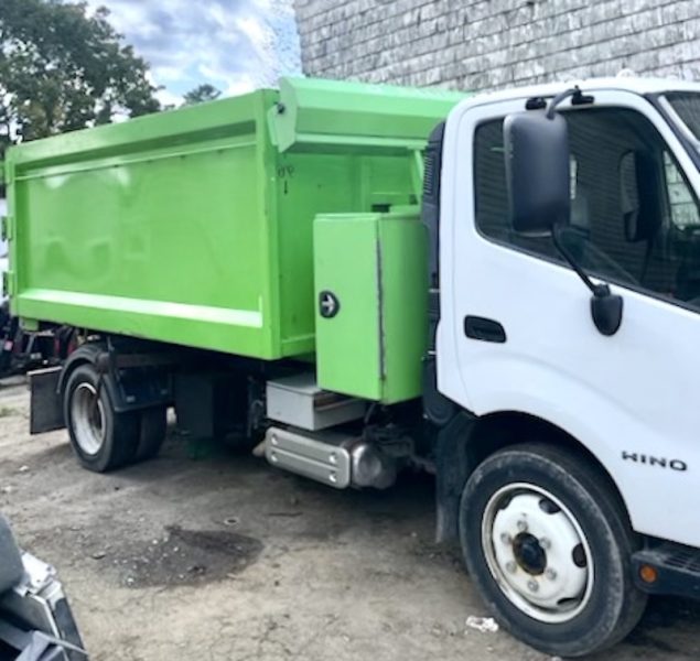 2020 HINO HOOK-LIFT