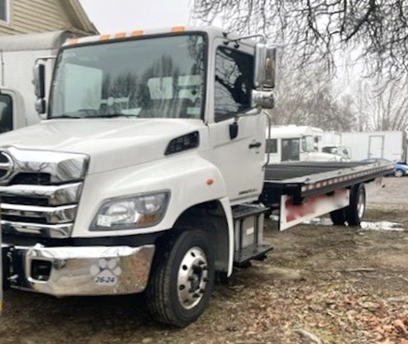 2022 HINO 268 Flat Bed 2022 HINO 268 Flat Bed
